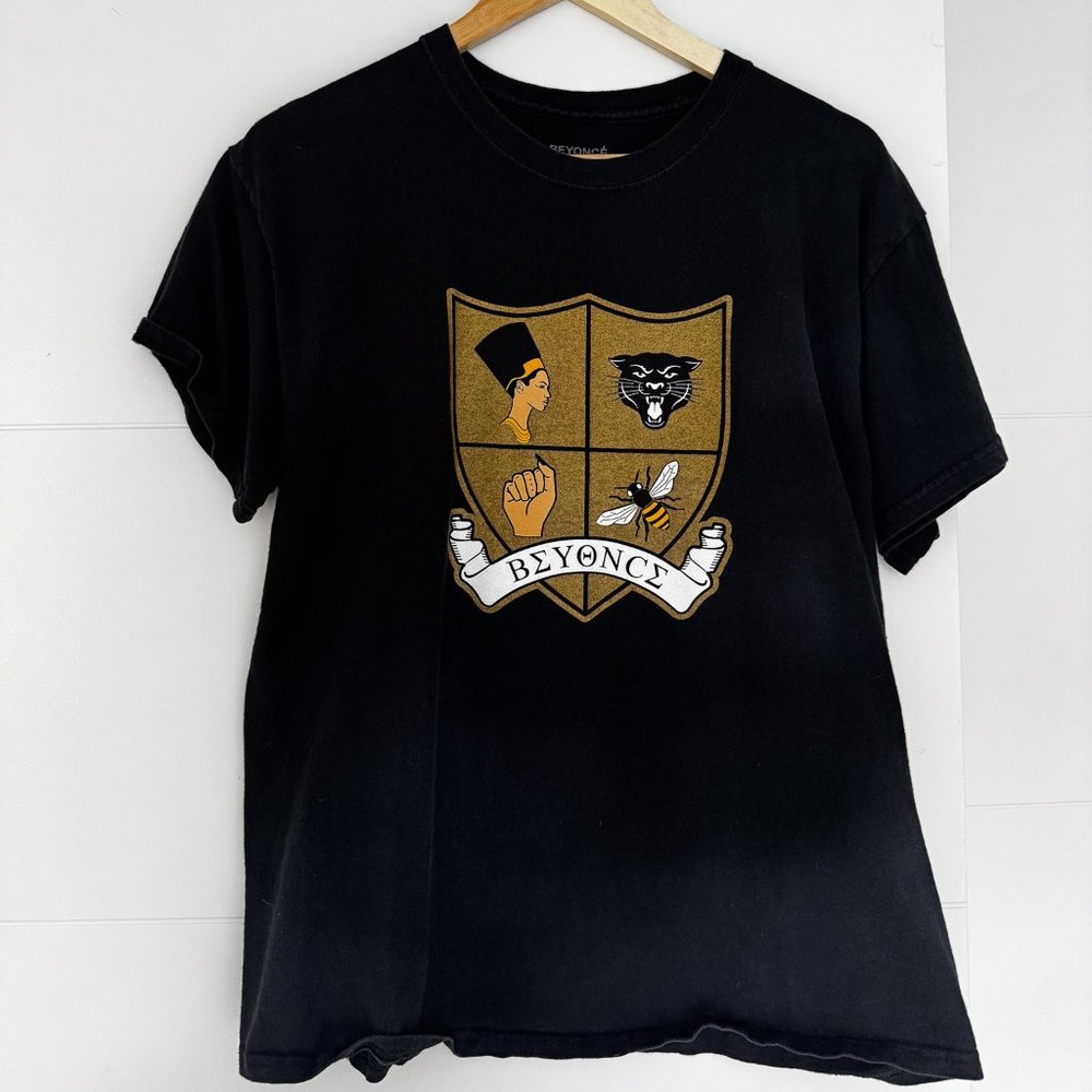 Beyonce Coat of Arms Coachella Tshirt Size Large Rare